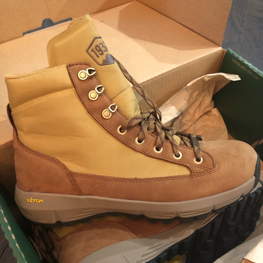 Women’s Danner Explorer 650 Hiking Boots